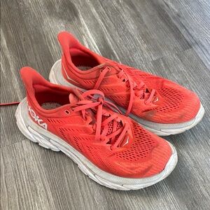 HOKA Clifton Edge
